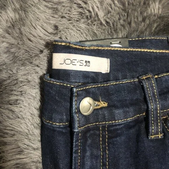 Joe's Women's Jeans The OG Straight Ankle, Size 28, Petite, Bootcut, Dark Wash - Picture 4 of 7